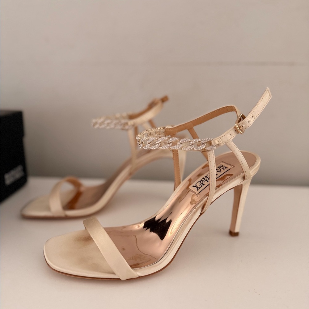 Chic Cream Heeled Sandals with Embellished Strap